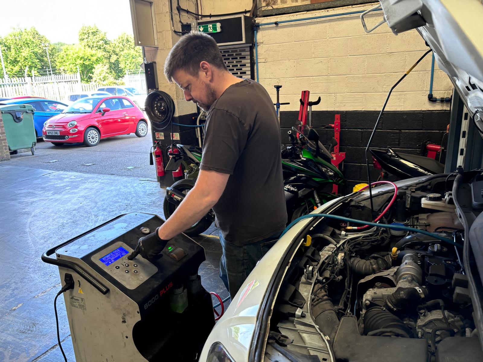 Car AirCon Tilehurst | Car AirCon Reading